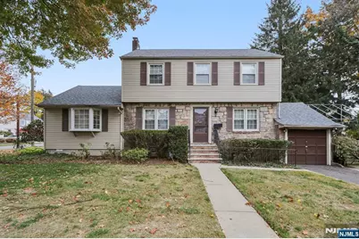 52 Surrey Lane, Tenafly, NJ 07670 - Photo 1
