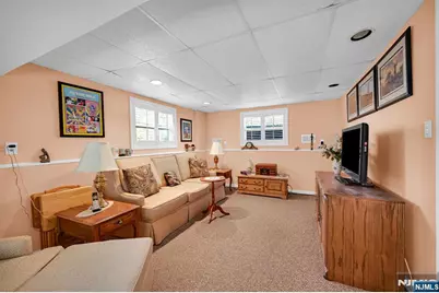 42 Sussex Drive, West Milford, NJ 07480 - Photo 23