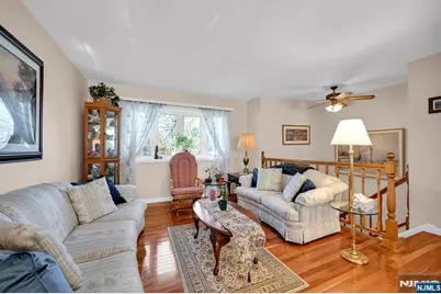 42 Sussex Drive, West Milford, NJ 07480 - Photo 5