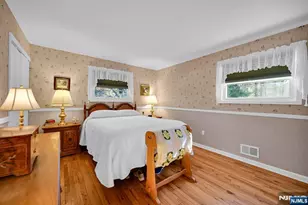 42 Sussex Dr, West Milford, NJ 07480 - Photo 15