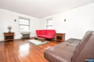 417 Franklin Ave, Hasbrouck Heights, NJ 07604 - Photo 23