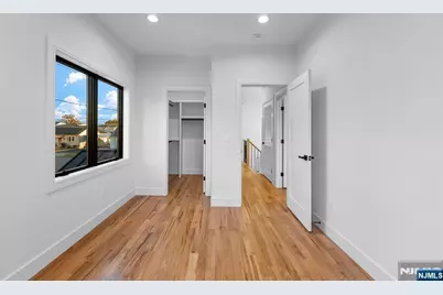 4 Roosevelt Avenue, Totowa, NJ 07512 - Photo 29