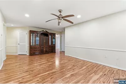 75 Quartz Lane, Paterson, NJ 07501 - Photo 7