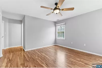 75 Quartz Lane, Paterson, NJ 07501 - Photo 17