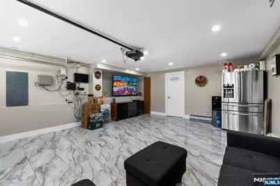 43 Saint Philips Drive, Clifton, NJ 07013 - Photo 19