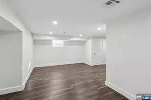 215 Floral St, Roselle, NJ 07203 - Photo 41