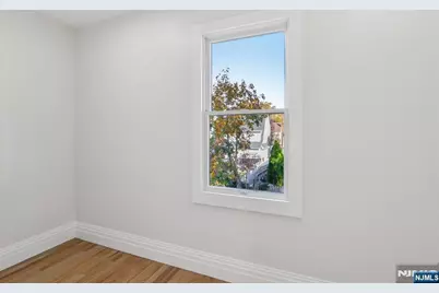 215 Floral Street, Roselle, NJ 07203 - Photo 33