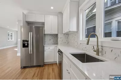 215 Floral Street, Roselle, NJ 07203 - Photo 19