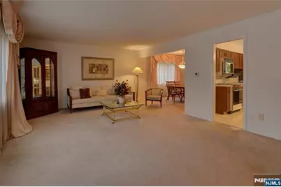 184 Abbe Lane, Clifton, NJ 07013 - Photo 7