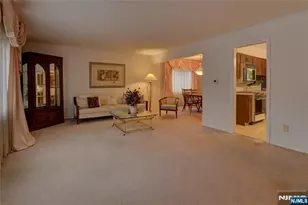 184 Abbe Ln, Clifton, NJ 07013 - Photo 7