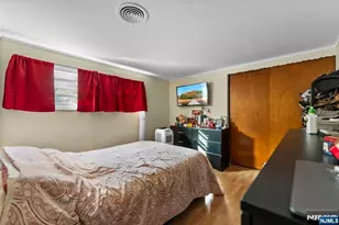 466 &amp 468 Market, Elmwood Park, NJ 07407 - Photo 11