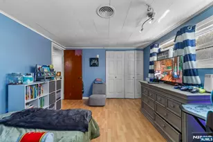 466 &amp 468 Market, Elmwood Park, NJ 07407 - Photo 13