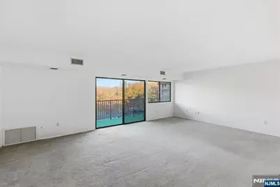 521 Piermont Avenue 428A #428A, River Vale Township, NJ 07675 - Photo 13