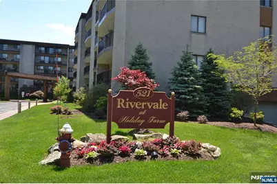 521 Piermont Avenue 428A #428A, River Vale Township, NJ 07675 - Photo 1