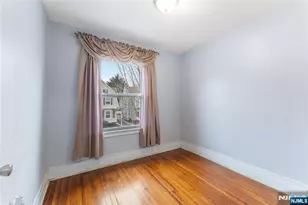 92 N 19th St, East Orange, NJ 07017 - Photo 7