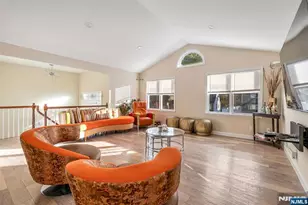 208 Linden Ave, Verona, NJ 07044 - Photo 5