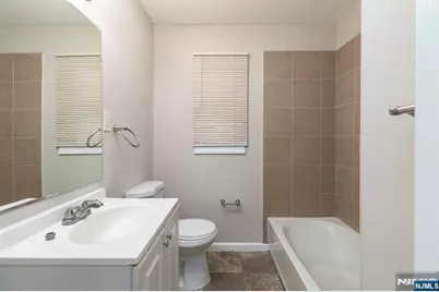 205 Starling Lane, Mount Holly, NJ 08060 - Photo 9