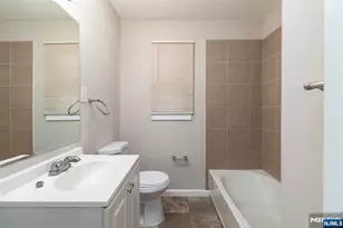 205 Starling Ln, Mount Holly, NJ 08060 - Photo 9