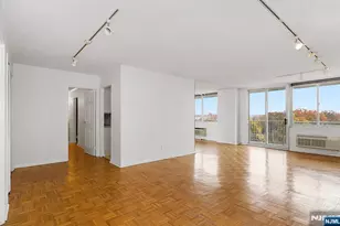 160 Overlook 4-B, Hackensack, NJ 07601 - Photo 3