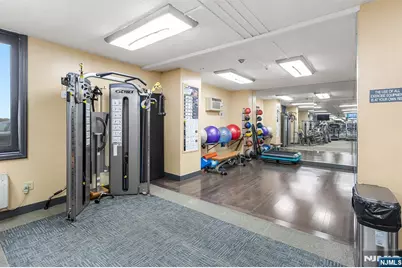 160 Overlook 4-B #4-B, Hackensack, NJ 07601 - Photo 25