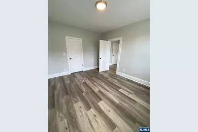 57 Luke Avenue, Bergenfield, NJ 07621 - Photo 17