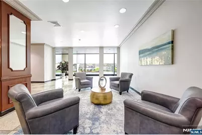 2000 Linwood Avenue 5L #5L, Fort Lee, NJ 07024 - Photo 19