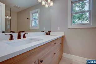 81 Mission St, Montclair, NJ 07042 - Photo 23