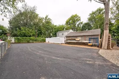 81 Mission Street, Montclair, NJ 07042 - Photo 27