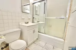 114-120 32nd Street 3-0, Union City, NJ 07087 - Photo 11