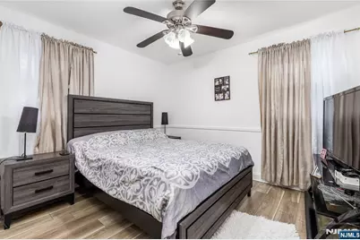 2 Passaic Avenue, Hasbrouck Heights, NJ 07604 - Photo 9