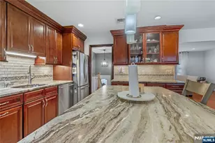 286 Spruce Ave, Emerson, NJ 07630 - Photo 7