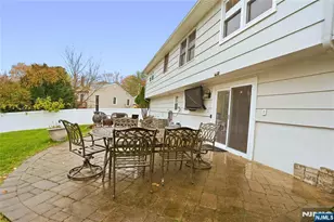 286 Spruce Ave, Emerson, NJ 07630 - Photo 5