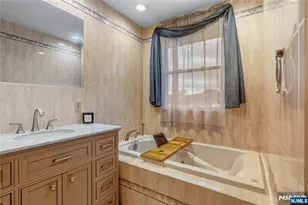 286 Spruce Ave, Emerson, NJ 07630 - Photo 21