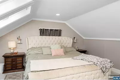 21 Sunrise Avenue, Bloomingdale, NJ 07403 - Photo 31