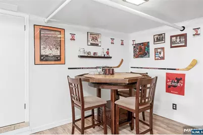 21 Sunrise Avenue, Bloomingdale, NJ 07403 - Photo 41