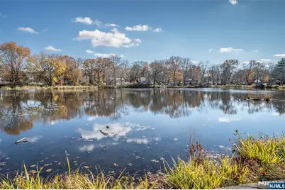 21 Sunrise Avenue, Bloomingdale, NJ 07403 - Photo 49