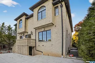 1096 Briar Way, Fort Lee, NJ 07024 - Photo 35