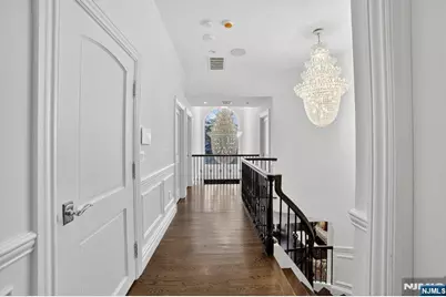 1096 Briar Way, Fort Lee, NJ 07024 - Photo 19