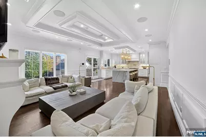 1096 Briar Way, Fort Lee, NJ 07024 - Photo 15