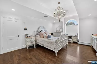 1096 Briar Way, Fort Lee, NJ 07024 - Photo 29