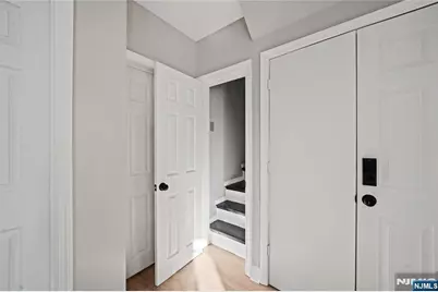 20 E 31st Street, Bayonne, NJ 07002 - Photo 37