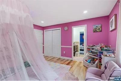 69 Colonial Road, Wayne, NJ 07470 - Photo 11