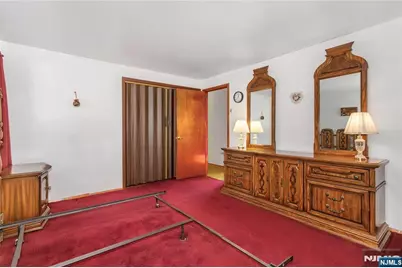 407 Van Luyn Terrace, Saddle Brook Township, NJ 07663 - Photo 25