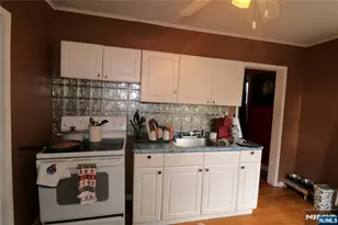 315-319 Mawbey St, Woodbridge Township, NJ 07095 - Photo 11