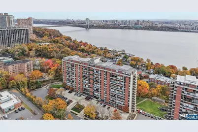 4 Horizon Road 627 #627, Fort Lee, NJ 07024 - Photo 31