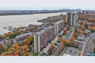 4 Horizon Road 627 #627, Fort Lee, NJ 07024 - Photo 29