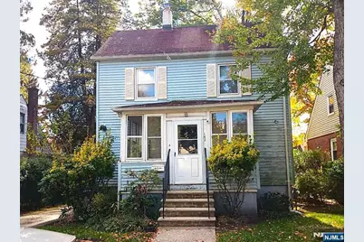 152 Washington Place, Teaneck Township, NJ 07666 - Photo 1