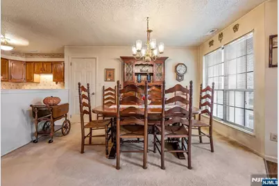 80 Konight Court, Mahwah, NJ 07430 - Photo 9