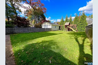 58 Cambridge Road, Montclair, NJ 07042 - Photo 27