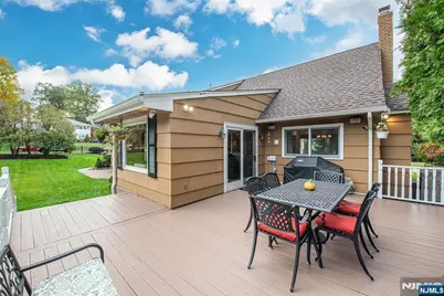 182 Park, West Caldwell, NJ 07006 - Photo 33